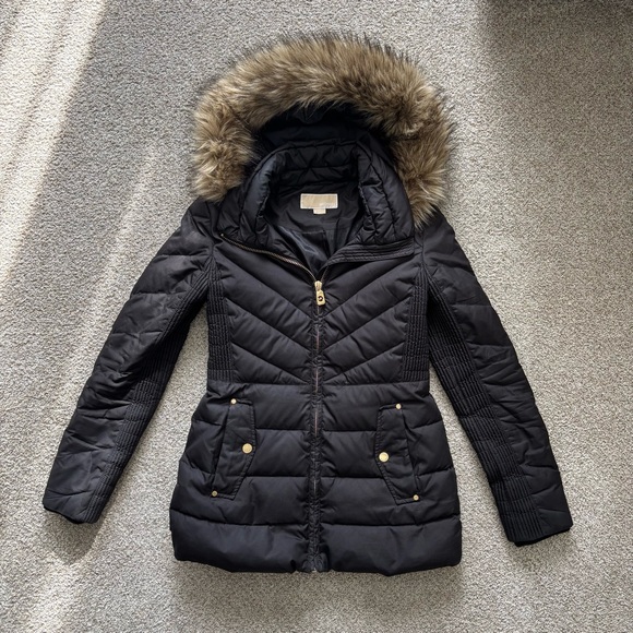 Michael kors black faux fur trim hooded puffer coat xs - Picture 1 of 7